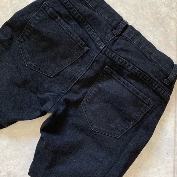 Forever 21 black skinny jeans 👖🖤 - Picture 2 of 3